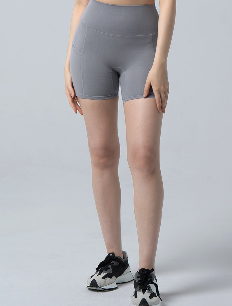 Doux™ 裸感曲線3分瑜珈褲 24 - 1(淺灰) - AROAK 機能健身服飾 | 專為健人打造