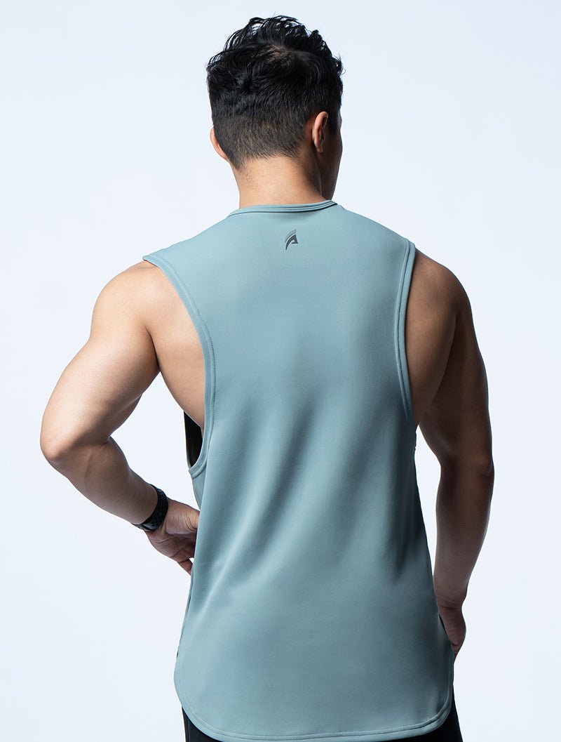 FluxFit™ 側開衩休閒背心 (別墅綠) - AROAK 機能健身服飾 | 專為健人打造