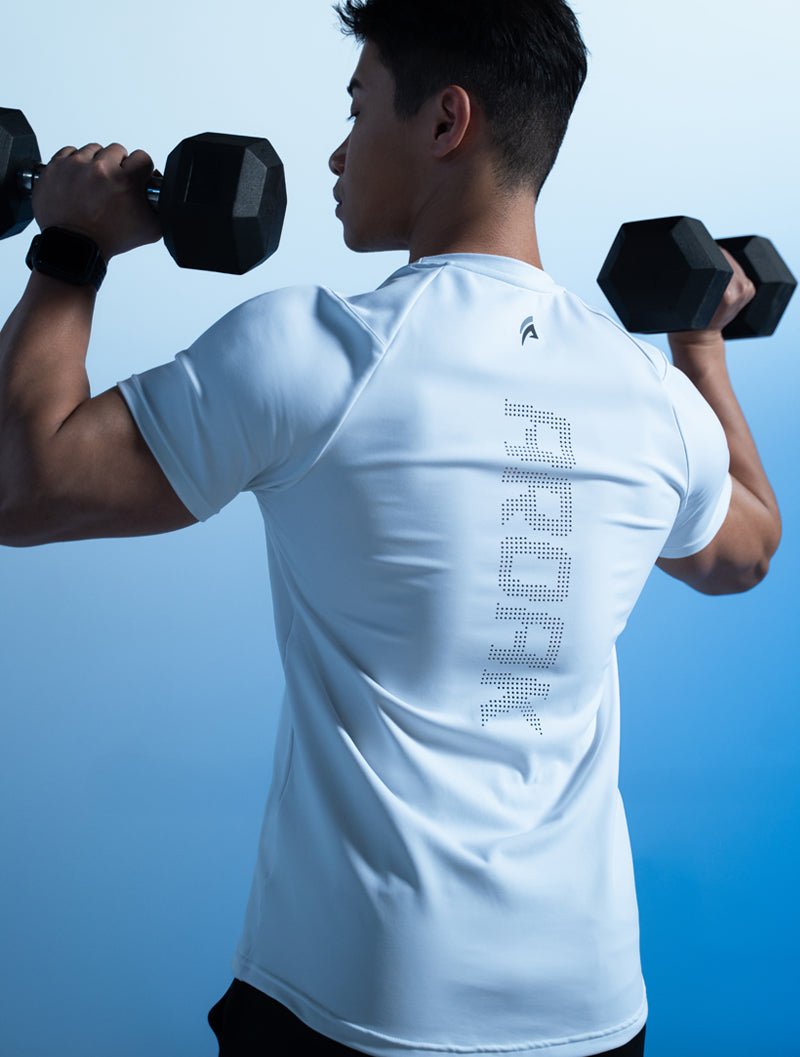 FluxFit™ 機能訓練短袖上衣 (黑) - AROAK 機能健身服飾 | 專為健人打造