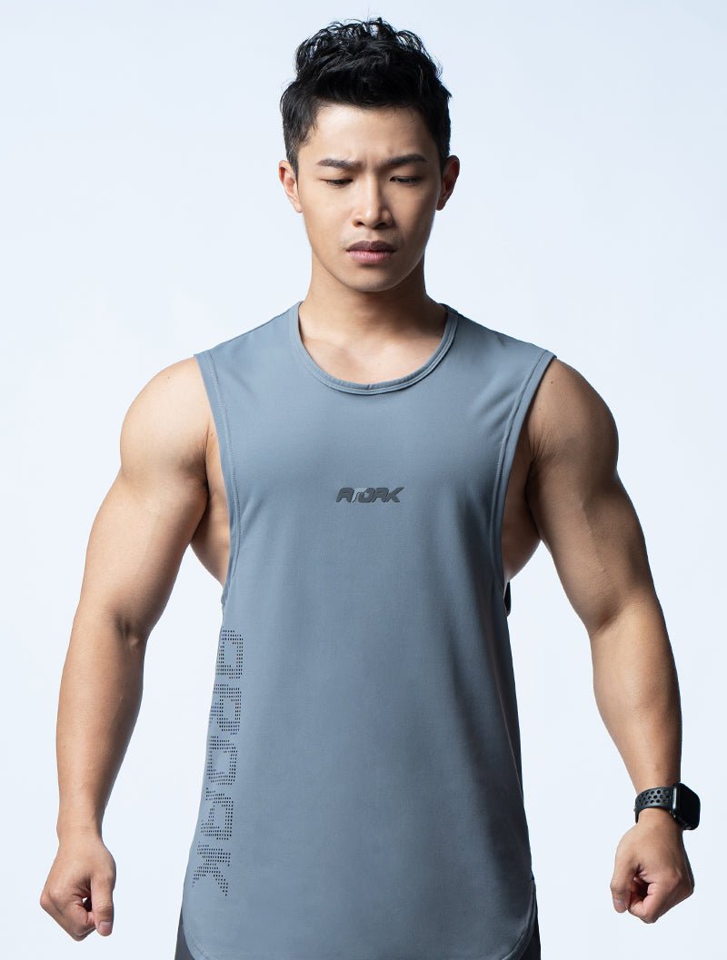 FluxFit™ 側開衩休閒背心 (日蝕灰) - AROAK 機能健身服飾 | 專為健人打造