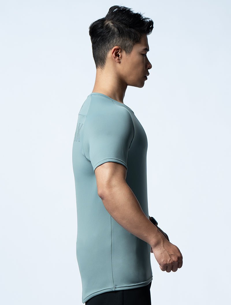 FluxFit™ 腋下拼接訓練上衣 (別墅綠) - AROAK 機能健身服飾 | 專為健人打造