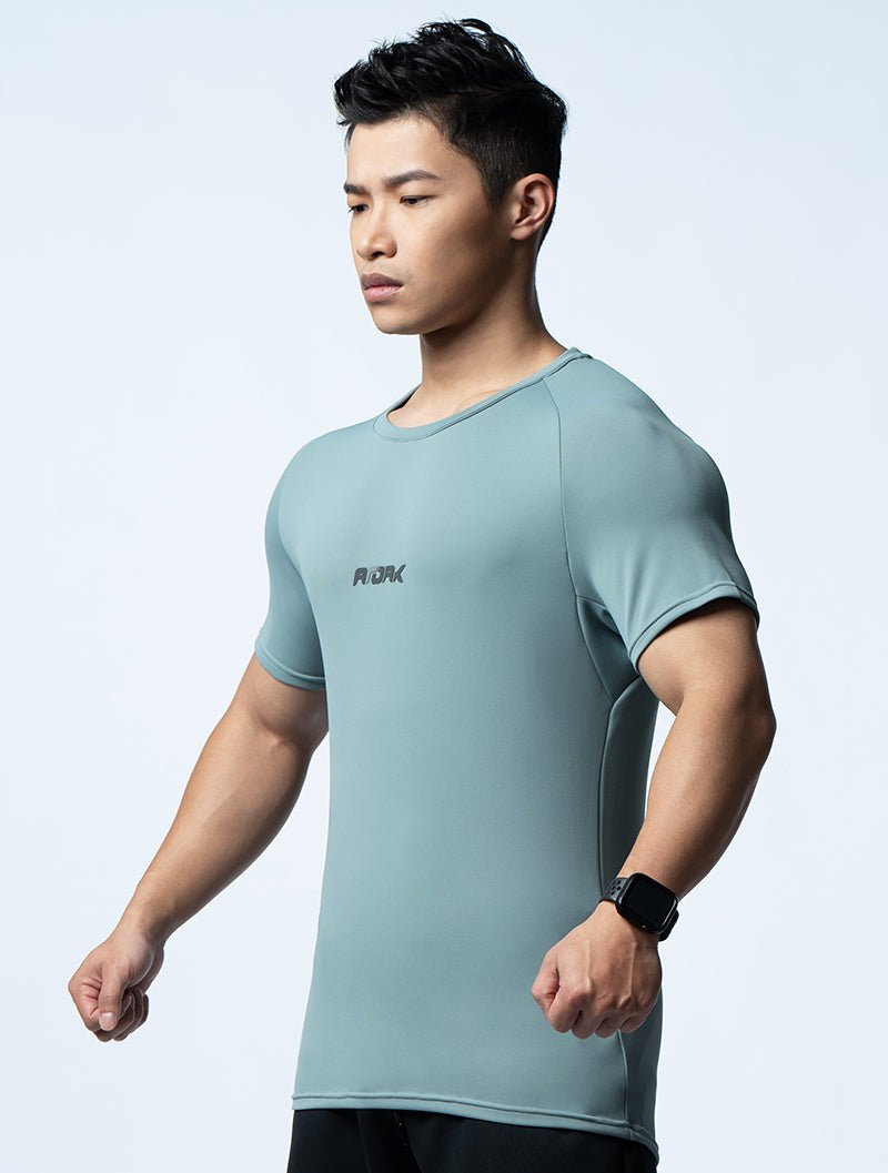 FluxFit™ 腋下拼接訓練上衣 (別墅綠) - AROAK 機能健身服飾 | 專為健人打造