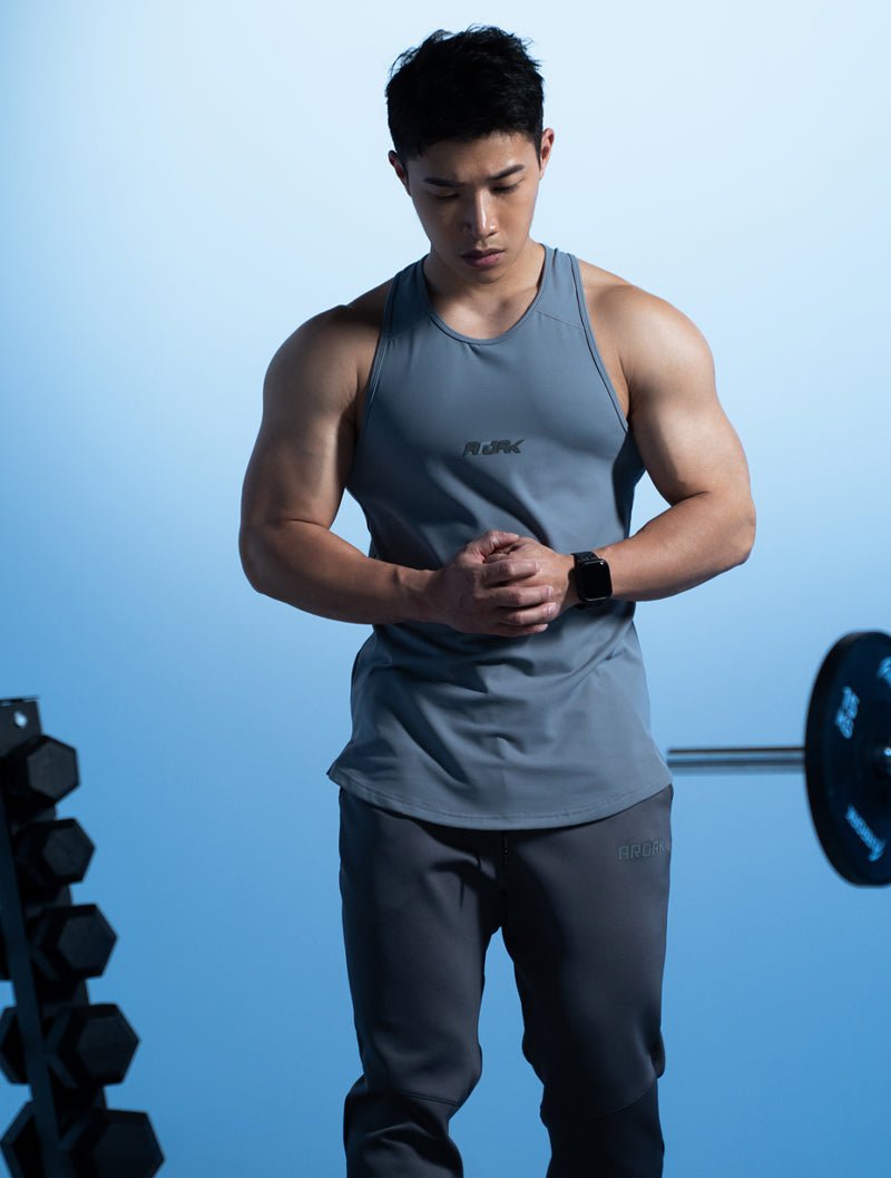 FluxFit™ 拼接本布併縫訓練背心 (黑) - AROAK 機能健身服飾 | 專為健人打造