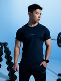 FluxFit™ 腋下拼接訓練上衣 (黑) - AROAK 機能健身服飾 | 專為健人打造
