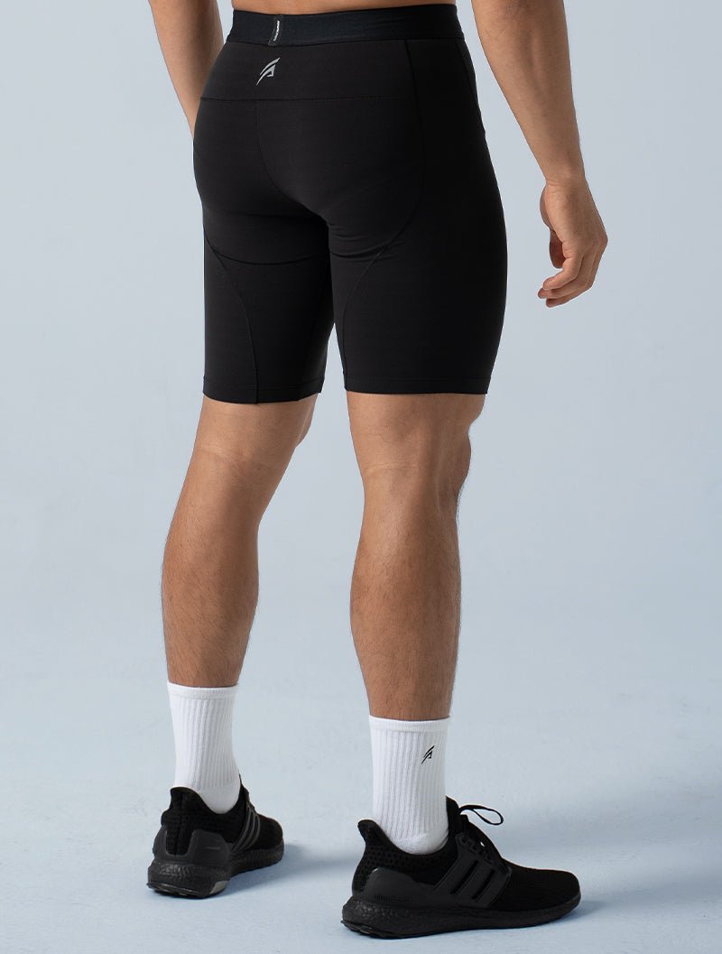 HyperSkin™ 緊身短褲 (黑) - AROAK 機能健身服飾 | 專為健人打造