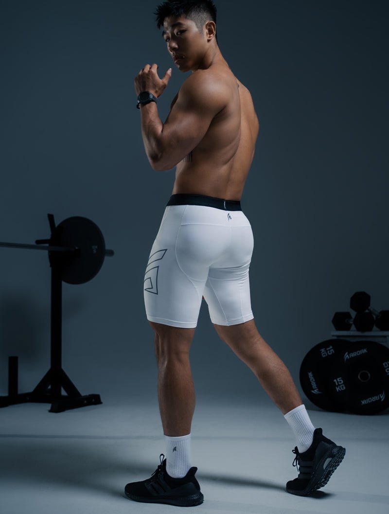 HyperSkin™ 緊身短褲 (黑) - AROAK 機能健身服飾 | 專為健人打造