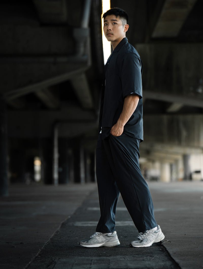 LightDry™ 輕盈機能休閒寬褲 (黑) - AROAK 機能健身服飾 | 專為健人打造