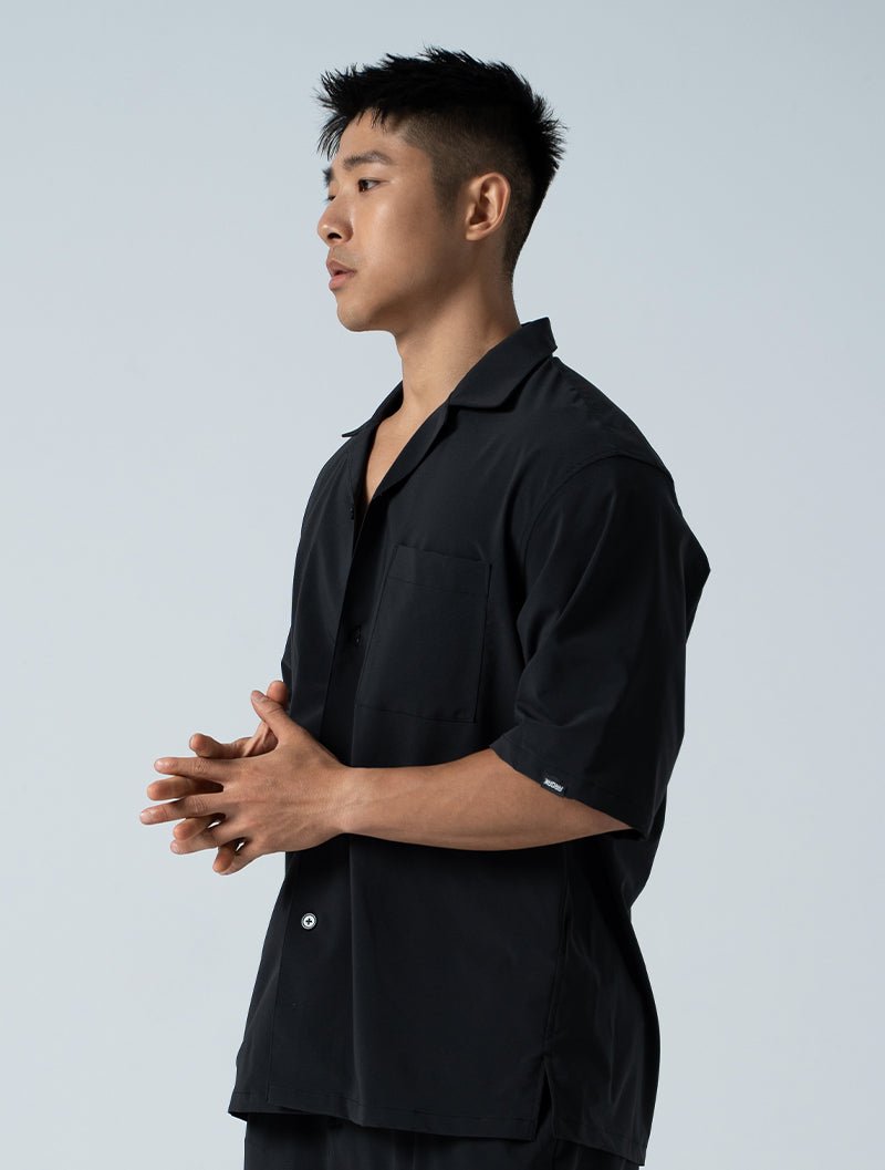 LightDry™ 輕盈機能開襟襯衫 (黑) - AROAK 機能健身服飾 | 專為健人打造
