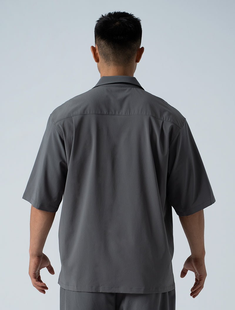 LightDry™ 輕盈機能開襟襯衫 (犀牛灰) - AROAK 機能健身服飾 | 專為健人打造