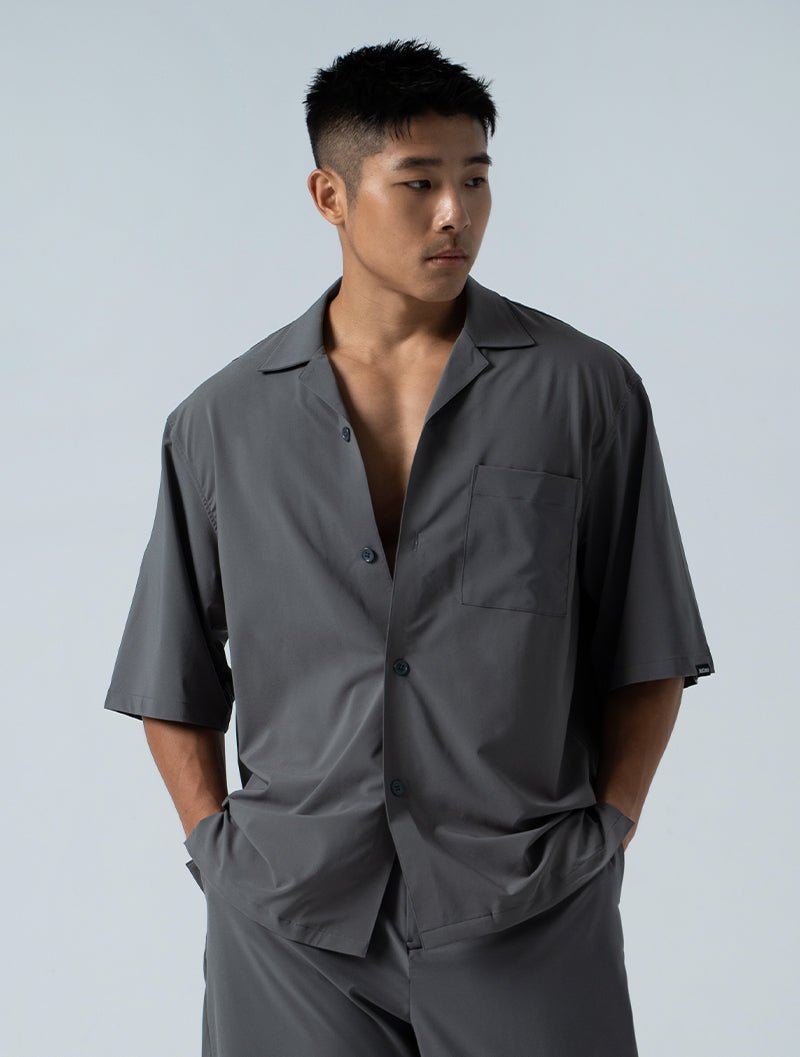 LightDry™ 輕盈機能開襟襯衫 (犀牛灰) - AROAK 機能健身服飾 | 專為健人打造