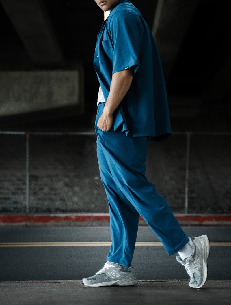 LightDry™ 輕盈機能休閒寬褲 (黑) - AROAK 機能健身服飾 | 專為健人打造