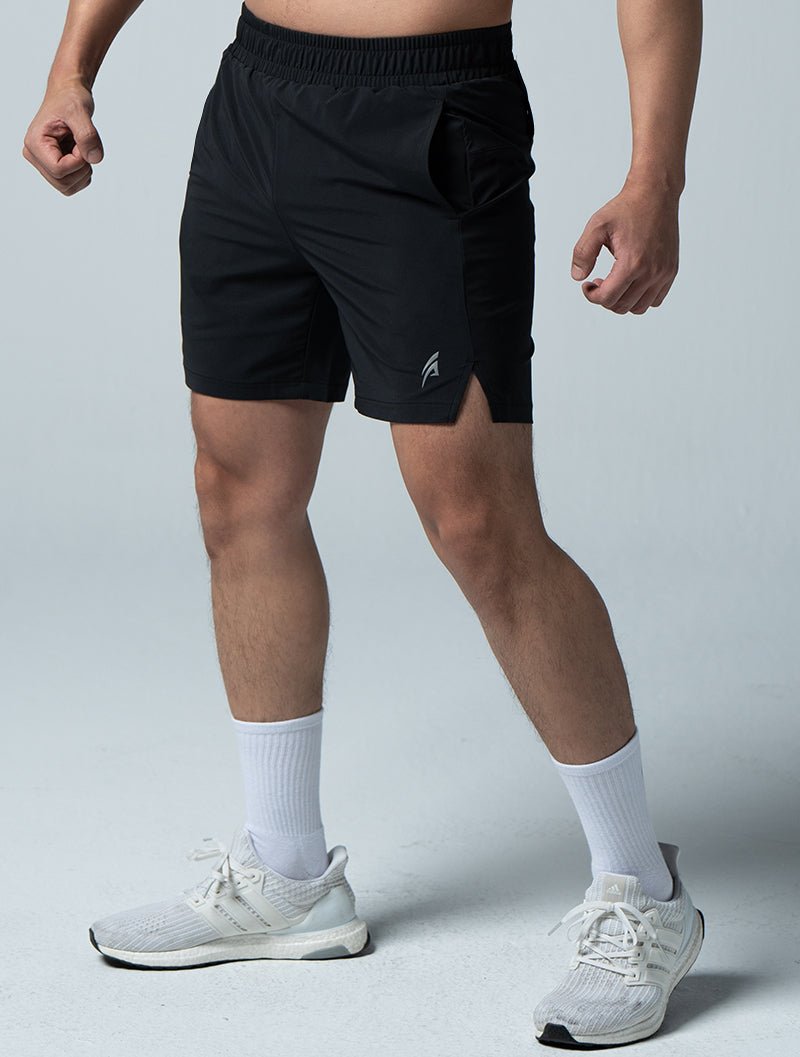 LightDry™ 輕盈機能疾速短褲 (黑) - AROAK 機能健身服飾 | 專為健人打造