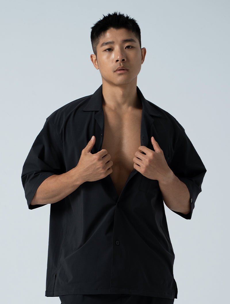 LightDry™ 輕盈機能開襟襯衫 (黑) - AROAK 機能健身服飾 | 專為健人打造