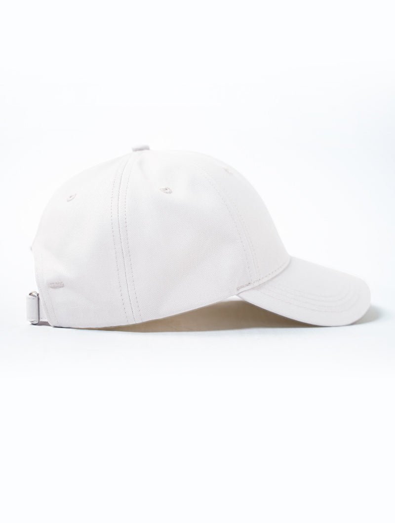 經典LOGO電繡老帽 (白) - AROAK 機能健身服飾 | 專為健人打造