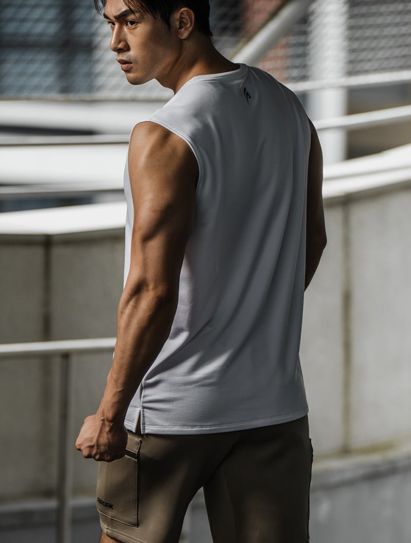 ONE - WAY™ 單向導濕寬肩訓練背心 (灰褐) - AROAK 機能健身服飾 | 專為健人打造