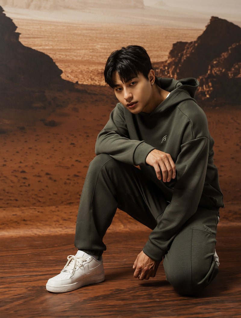 SIRO™ - Dual 剪接寬版連帽上衣 (墨綠) - AROAK 機能健身服飾 | 專為健人打造