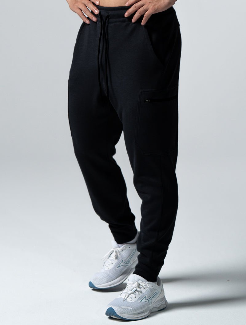 SIRO™ - Shield 休閒工裝束口褲 (黑) - AROAK 機能健身服飾 | 專為健人打造