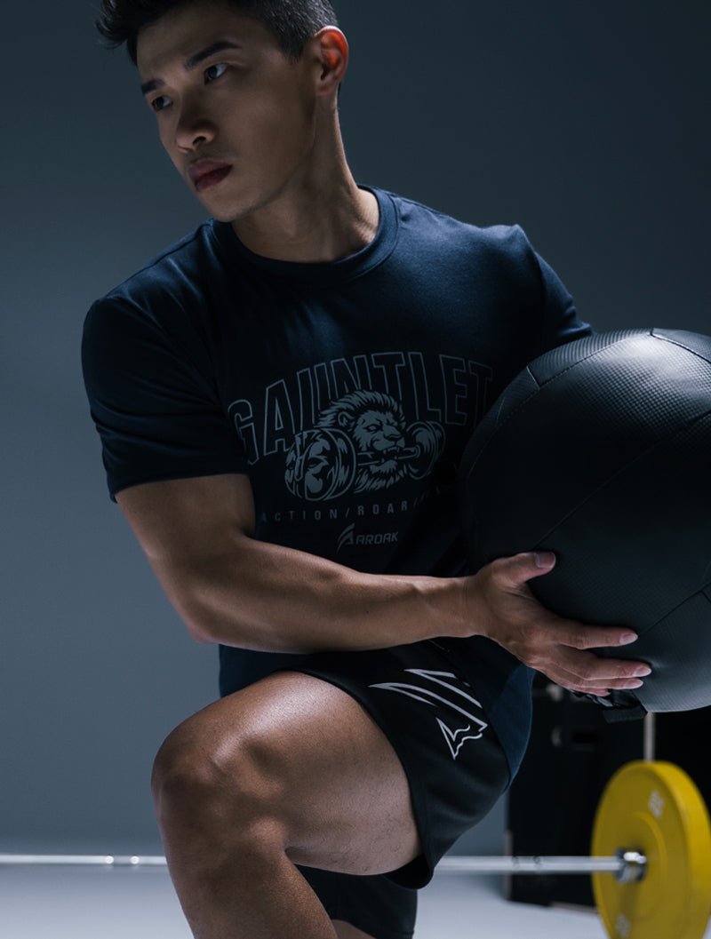 TENCEL™ - SGL 獅王覺醒短袖上衣 (黑) - AROAK 機能健身服飾 | 專為健人打造