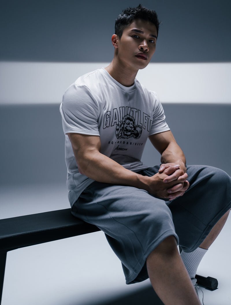 TENCEL™ - SGL 獅王覺醒短袖上衣 (黑) - AROAK 機能健身服飾 | 專為健人打造