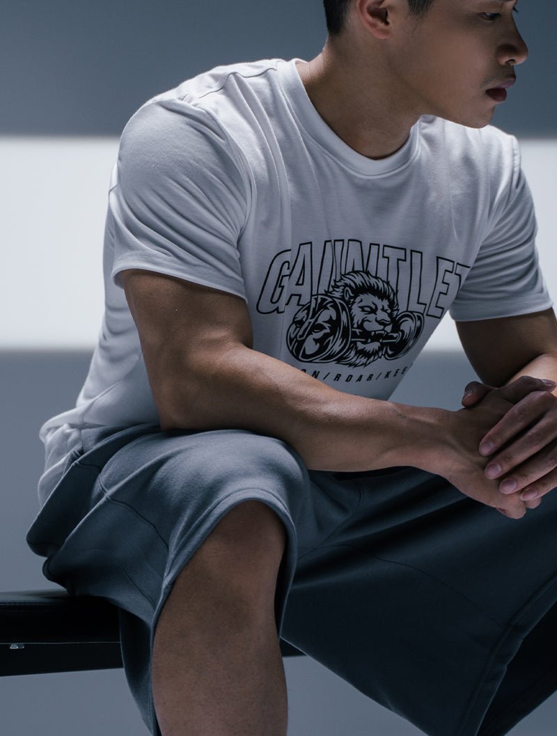 TENCEL™ - SGL 獅王覺醒短袖上衣 (黑) - AROAK 機能健身服飾 | 專為健人打造