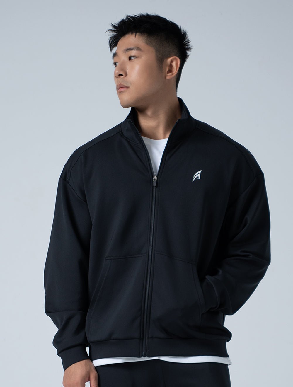 AirFlex™ 立領運動夾克 (黑) - AROAK 機能健身服飾 | 專為健人打造