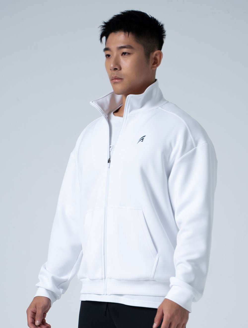 AirFlex™ 立領運動夾克 (白) - AROAK 機能健身服飾 | 專為健人打造