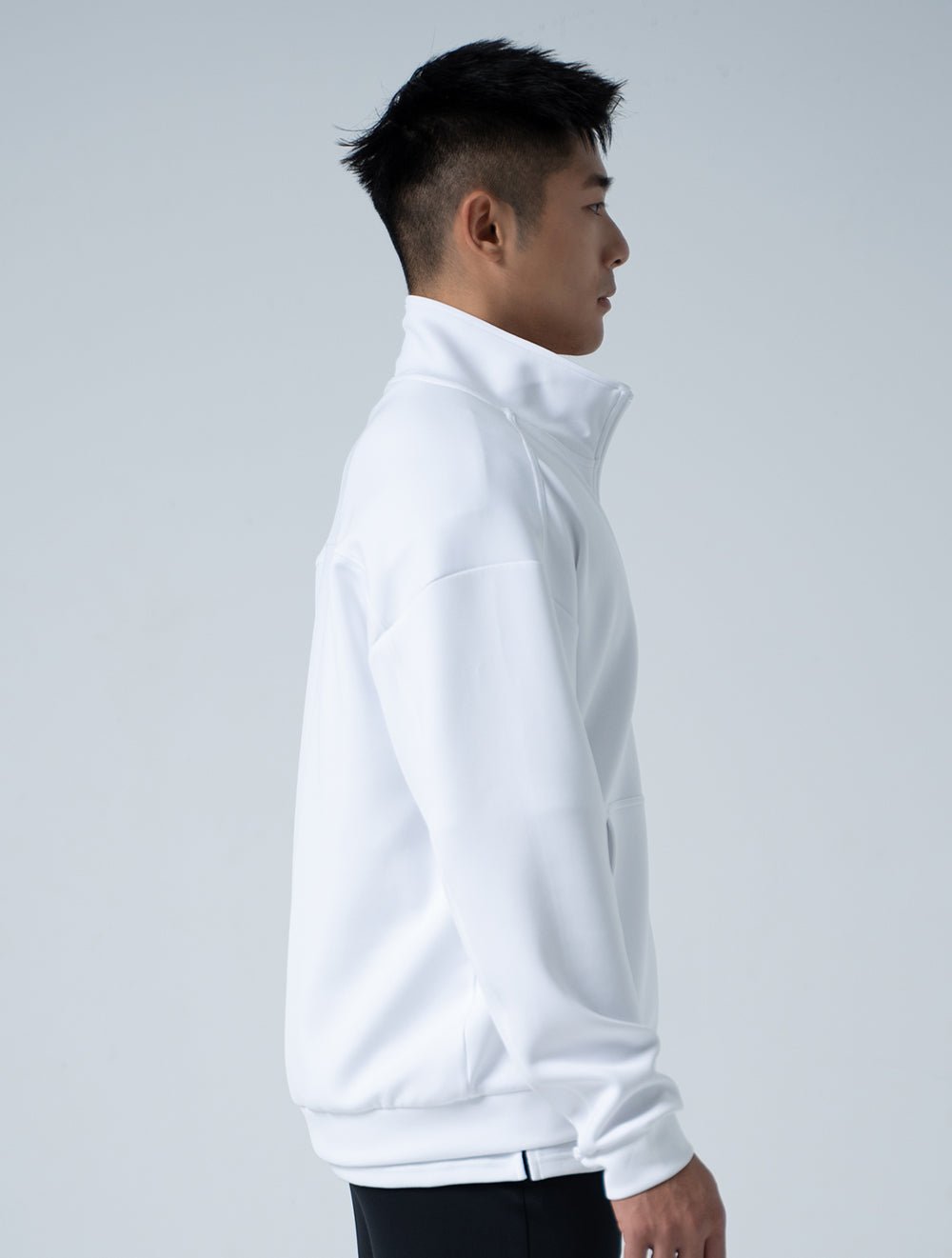 AirFlex™ 立領運動夾克 (白) - AROAK 機能健身服飾 | 專為健人打造