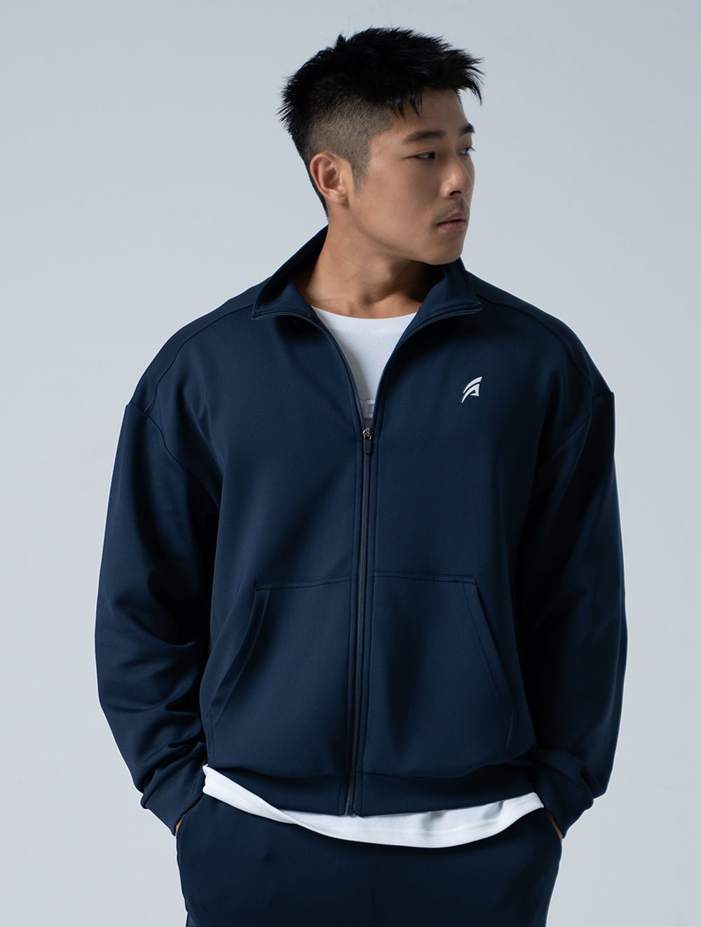 AirFlex™ 立領運動夾克 (丈青) - AROAK 機能健身服飾 | 專為健人打造