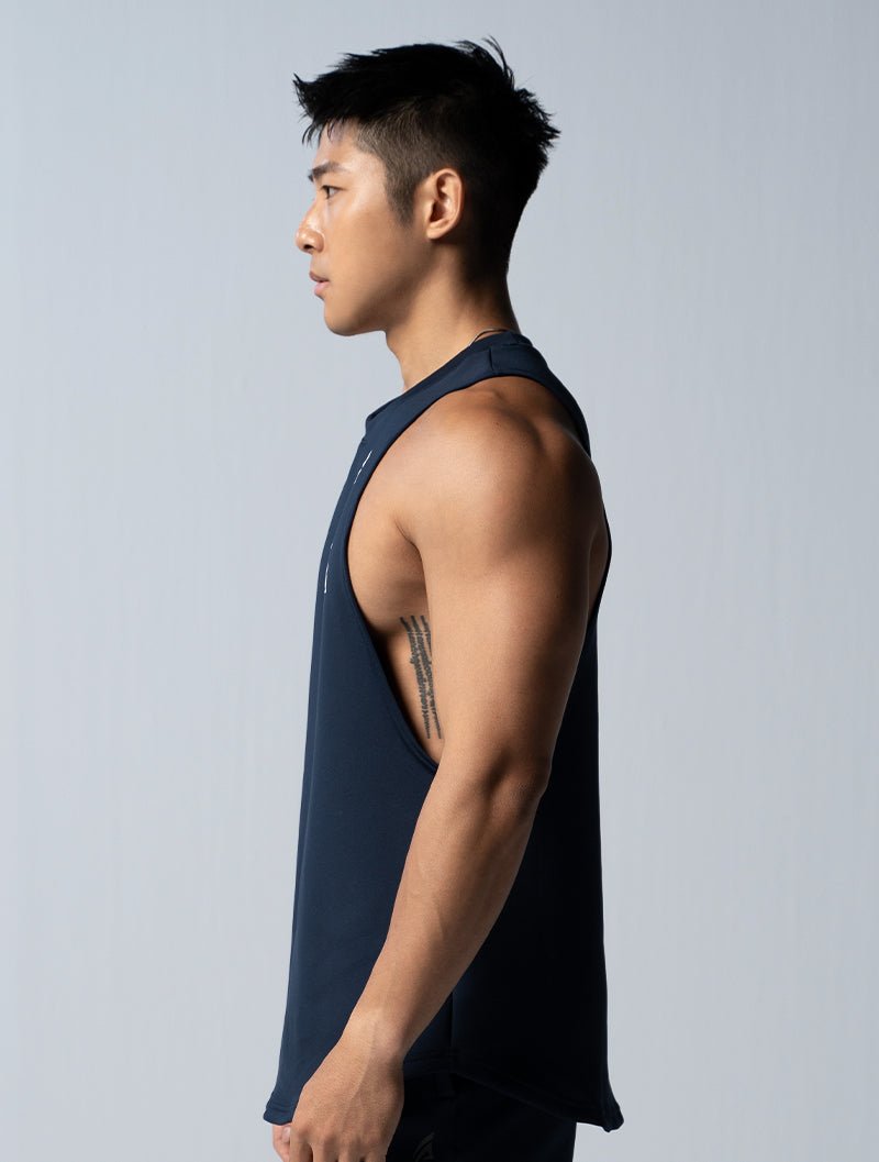 AirFlex™ 窄肩訓練背心 (丈青) - AROAK 機能健身服飾 | 專為健人打造