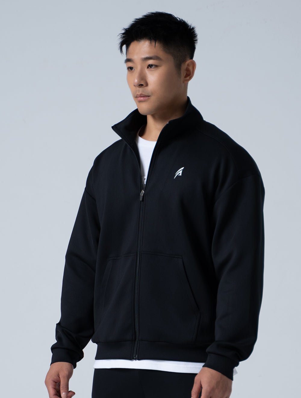 AirFlex™ 立領運動夾克 (黑) - AROAK 機能健身服飾 | 專為健人打造
