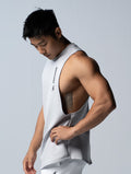AirFlex™ 窄肩訓練背心 (淺灰) - AROAK 機能健身服飾 | 專為健人打造