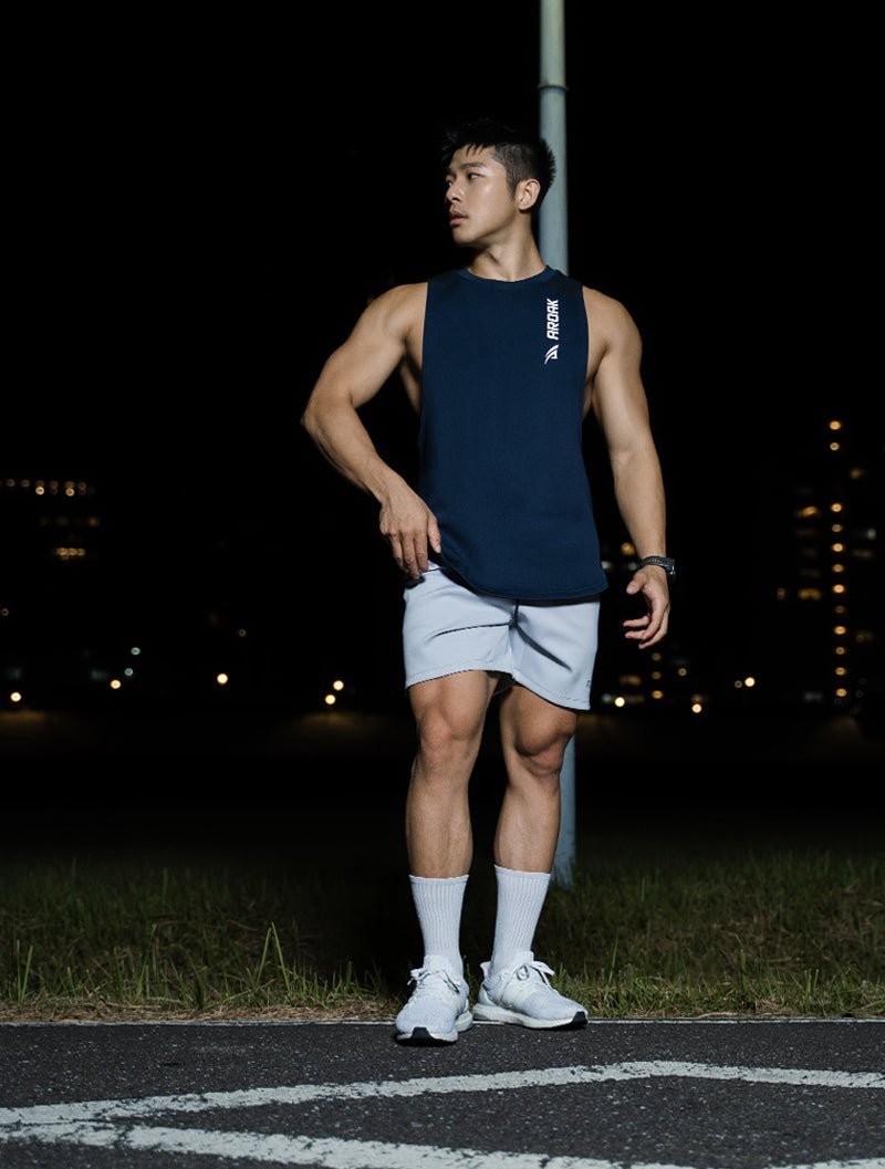 AirFlex™ 窄肩訓練背心 (鐵灰) - AROAK 機能健身服飾 | 專為健人打造