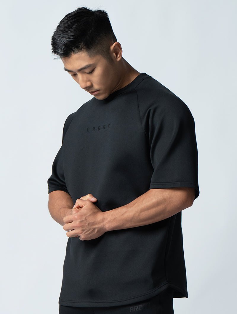 AirFlex™ OVERSIZED拉克蘭袖上衣 (黑) - AROAK 機能健身服飾 | 專為健人打造
