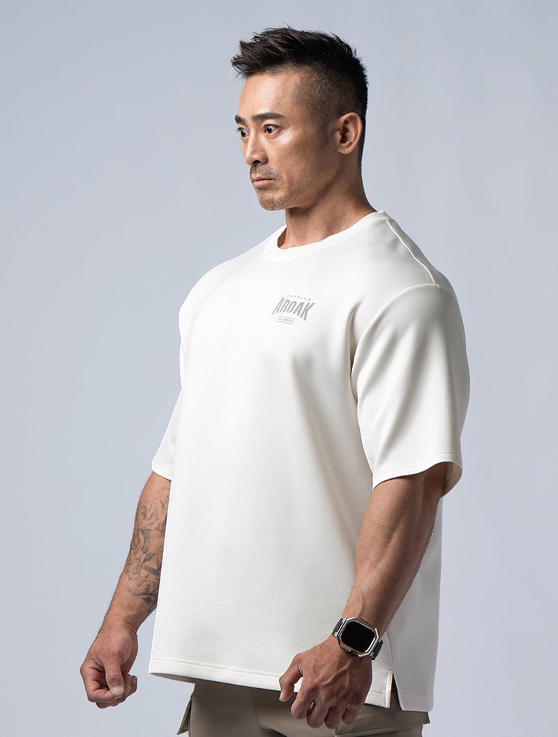AirFlex™ 戰士的怒吼 OVERSIZED短袖上衣 (米白) - AROAK 機能健身服飾 | 專為健人打造