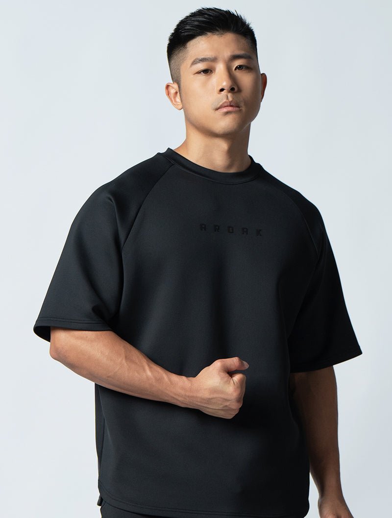 AirFlex™ OVERSIZED拉克蘭袖上衣 (黑) - AROAK 機能健身服飾 | 專為健人打造