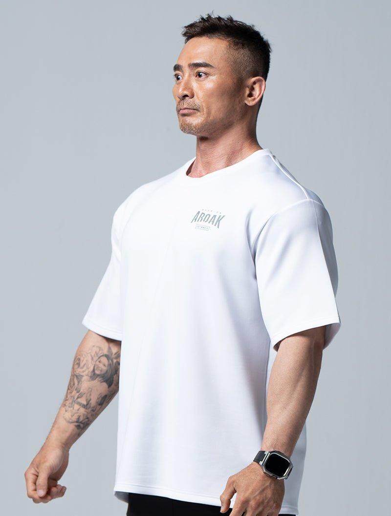 AirFlex™ 戰士的怒吼 OVERSIZED短袖上衣 (白) - AROAK 機能健身服飾 | 專為健人打造