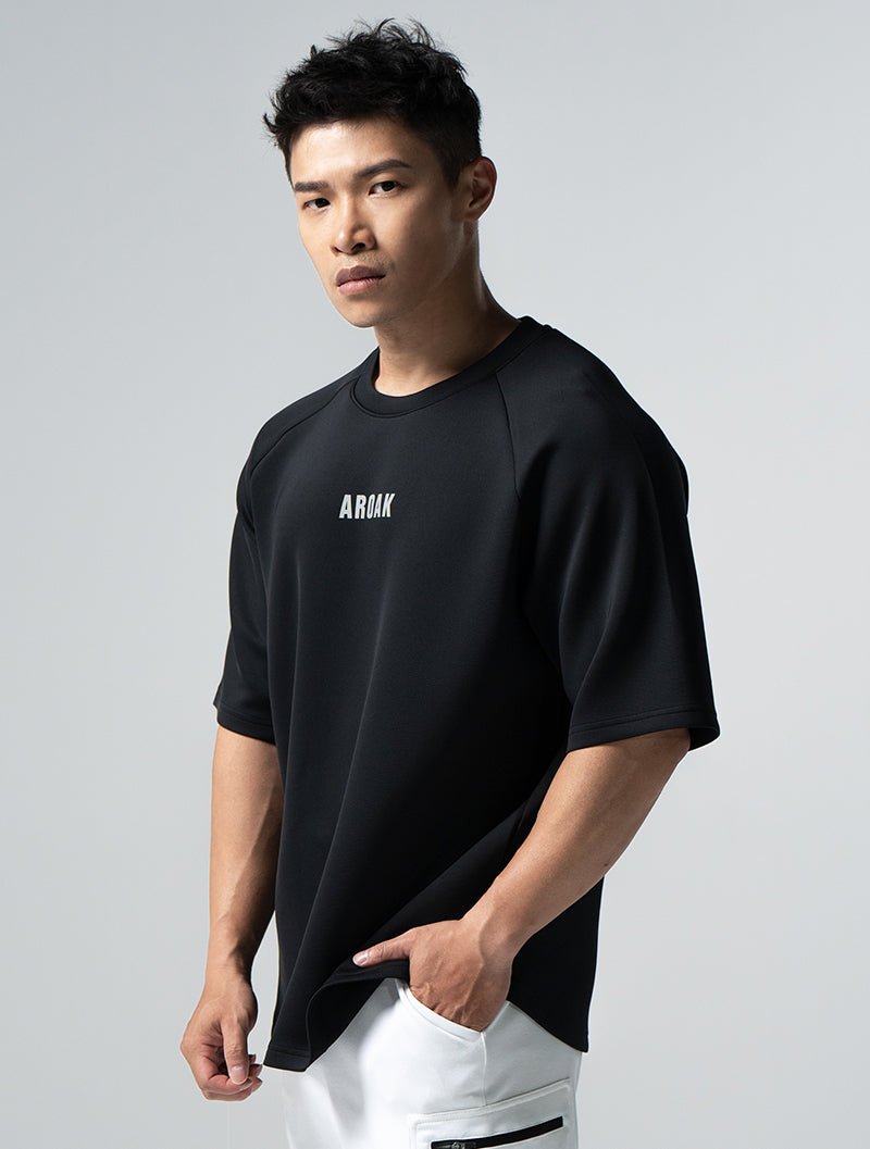 AirFlex™ OVERSIZED 戰神之巔拉克蘭袖上衣 (黑) - AROAK 機能健身服飾 | 專為健人打造