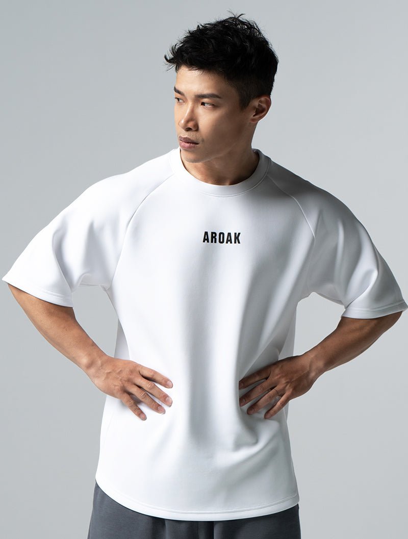 AirFlex™ OVERSIZED 戰神之巔拉克蘭袖上衣 (白) - AROAK 機能健身服飾 | 專為健人打造