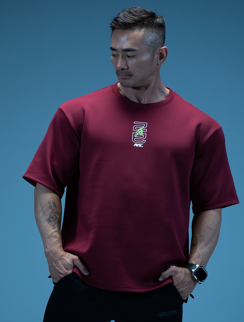 AirFlex™ OVERSIZED乙巳蛇年短袖上衣 (酒紅) - AROAK 機能健身服飾 | 專為健人打造
