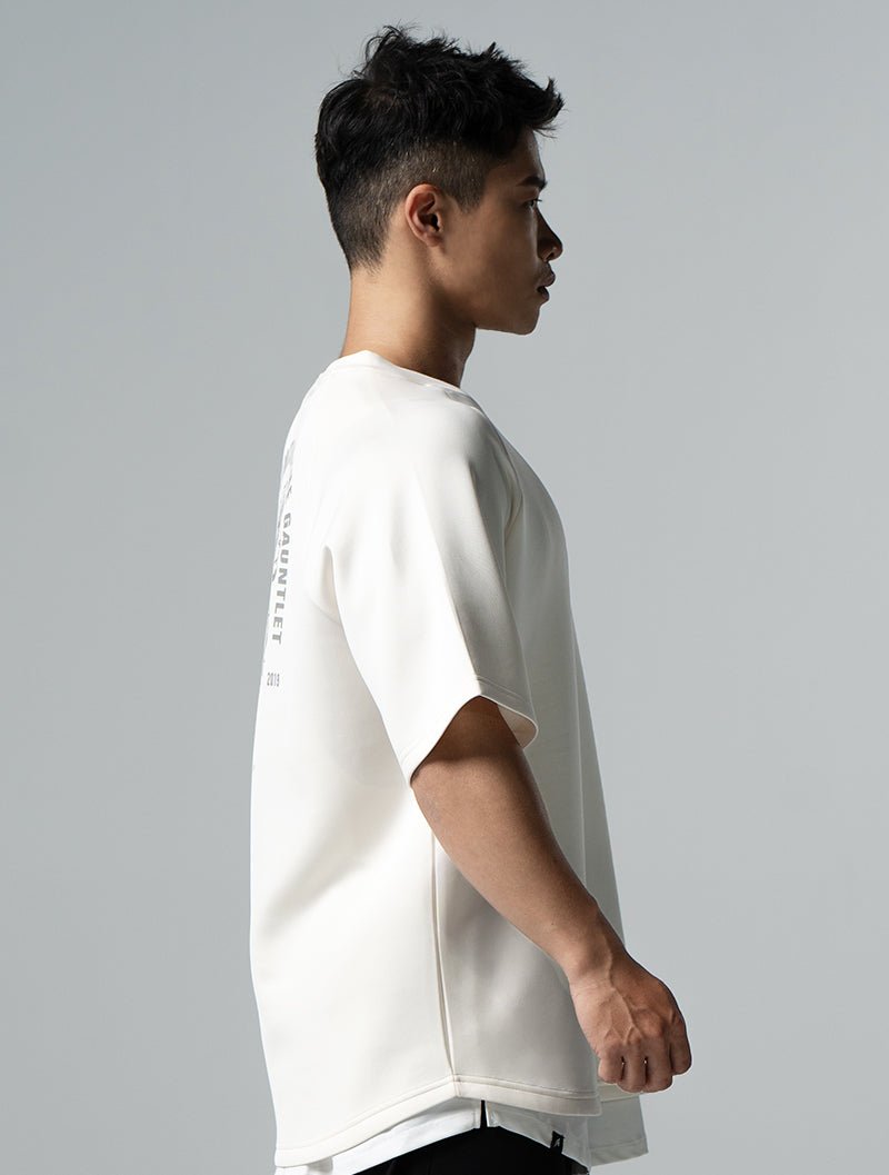 AirFlex™ OVERSIZED 戰神之巔拉克蘭袖上衣 (米白) - AROAK 機能健身服飾 | 專為健人打造