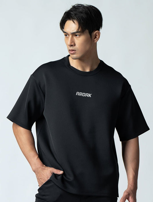AirFlex™ OVERSIZED短袖上衣 (經典黑) - AROAK 機能健身服飾 | 專為健人打造