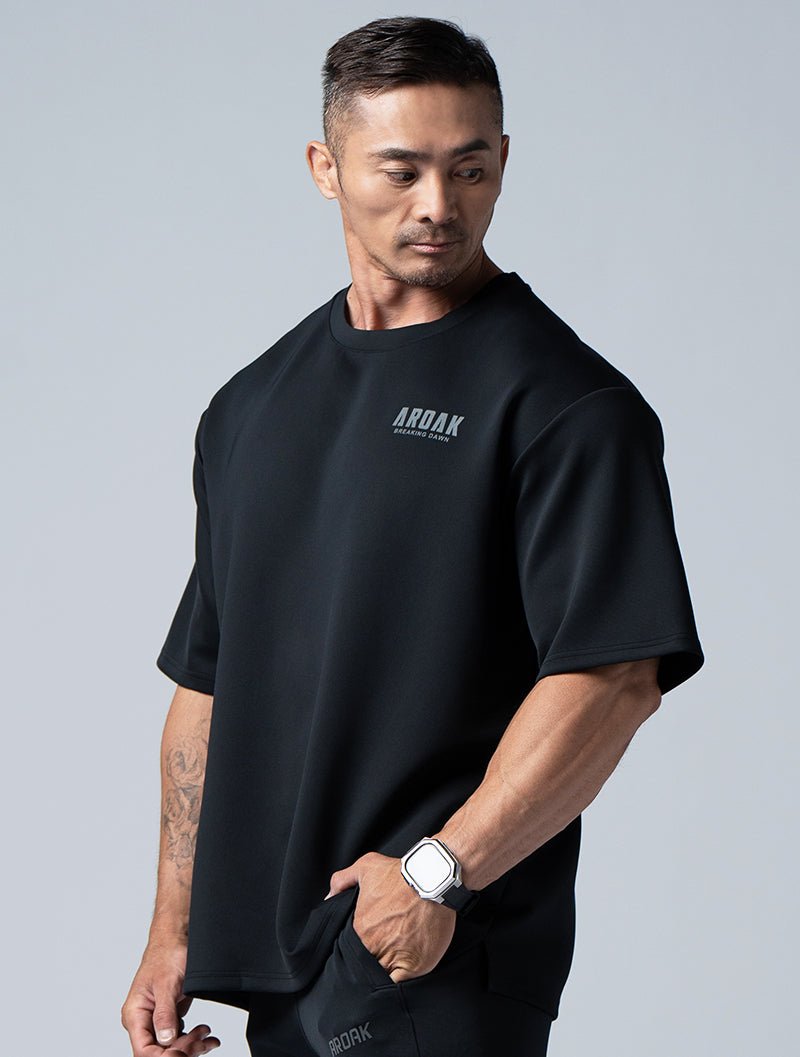 AirFlex™曙光戰士OVERSIZED短袖上衣 (黑) - AROAK 機能健身服飾 | 專為健人打造