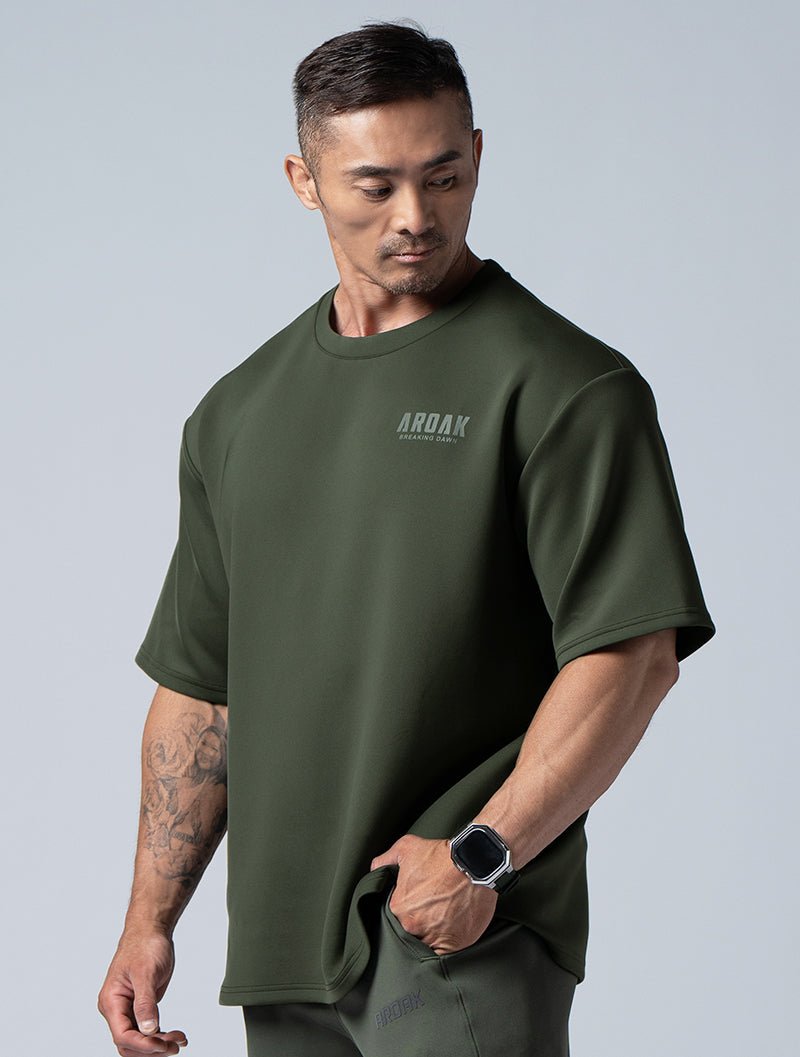 AirFlex™曙光戰士OVERSIZED短袖上衣 (墨綠) - AROAK 機能健身服飾 | 專為健人打造