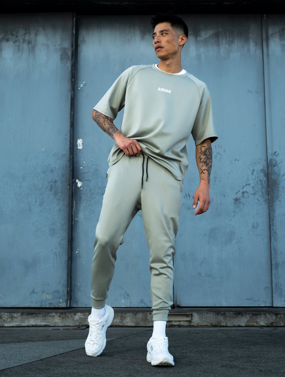 AirSculpt™ 印花機能長褲 (黑) - AROAK 機能健身服飾 | 專為健人打造