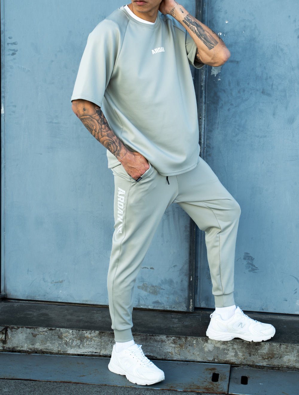 AirSculpt™ 印花機能長褲 (黑) - AROAK 機能健身服飾 | 專為健人打造