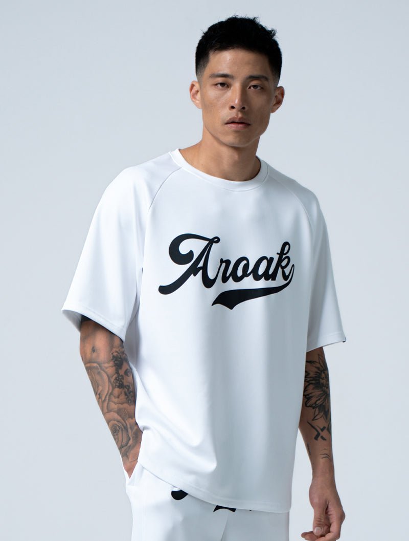 AirSculpt™ 硬派榮耀拉克蘭袖上衣 (白) - AROAK 機能健身服飾 | 專為健人打造