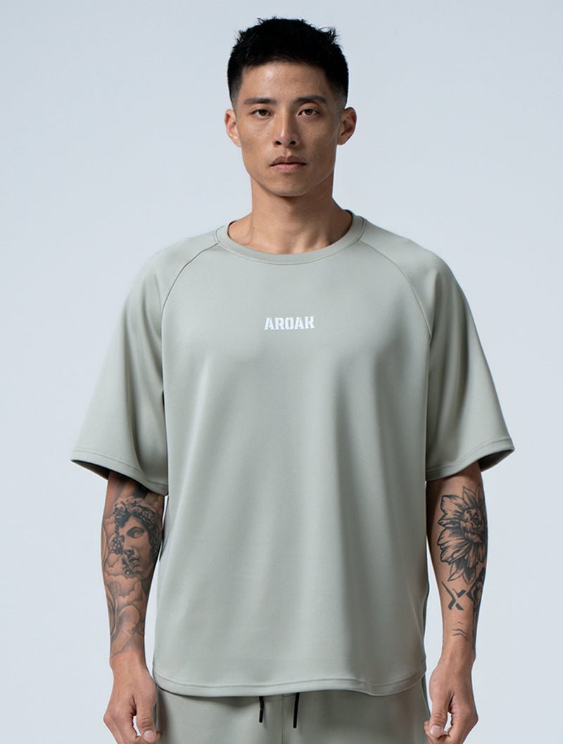 AirSculpt™ OVERSIZED 拉克蘭袖上衣 (橄欖灰) - AROAK 機能健身服飾 | 專為健人打造