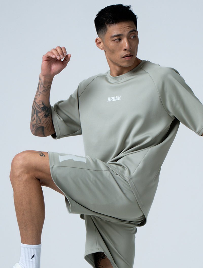 AirSculpt™ OVERSIZED 拉克蘭袖上衣 (橄欖灰) - AROAK 機能健身服飾 | 專為健人打造