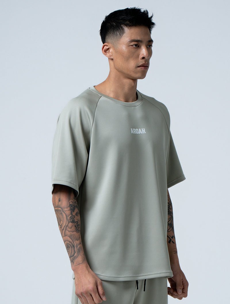 AirSculpt™ OVERSIZED 拉克蘭袖上衣 (橄欖灰) - AROAK 機能健身服飾 | 專為健人打造