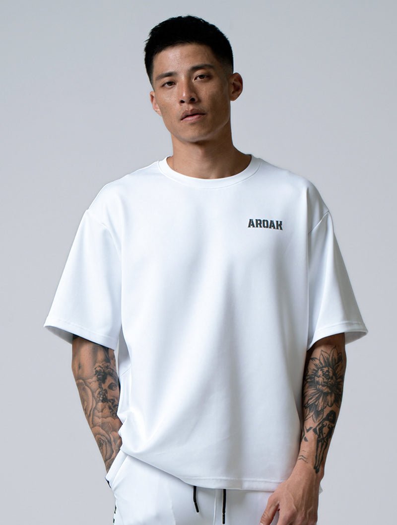AirSculpt™ OVERSIZED 短袖上衣 (白) - AROAK 機能健身服飾 | 專為健人打造